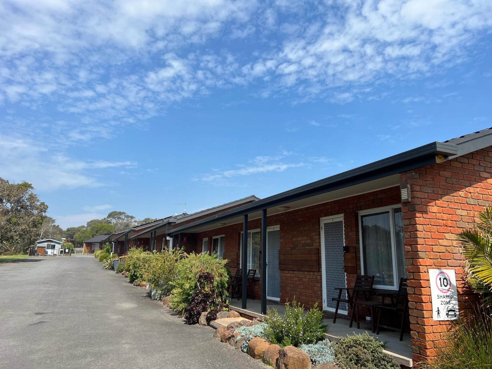 Port Campbell Motor Inn Exterior photo